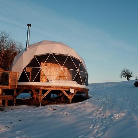 Mi-Clos - Luxury Pods With Private Jacuzzis Orford Экстерьер фото