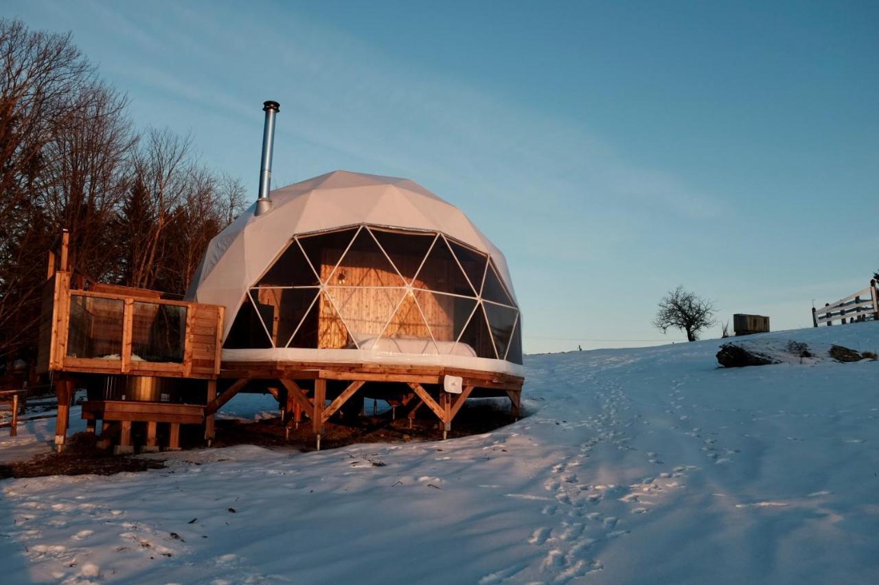 Mi-Clos - Luxury Pods With Private Jacuzzis Orford Экстерьер фото